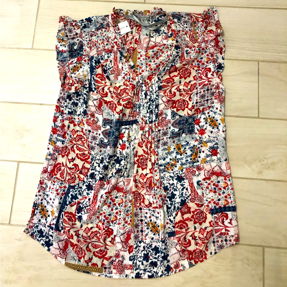 Daniel Rainn Liona flutter detail blouse